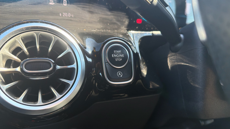 Mercedes-Benz GLA 200d AMG Line Premium 5dr Auto Diesel Hatchback